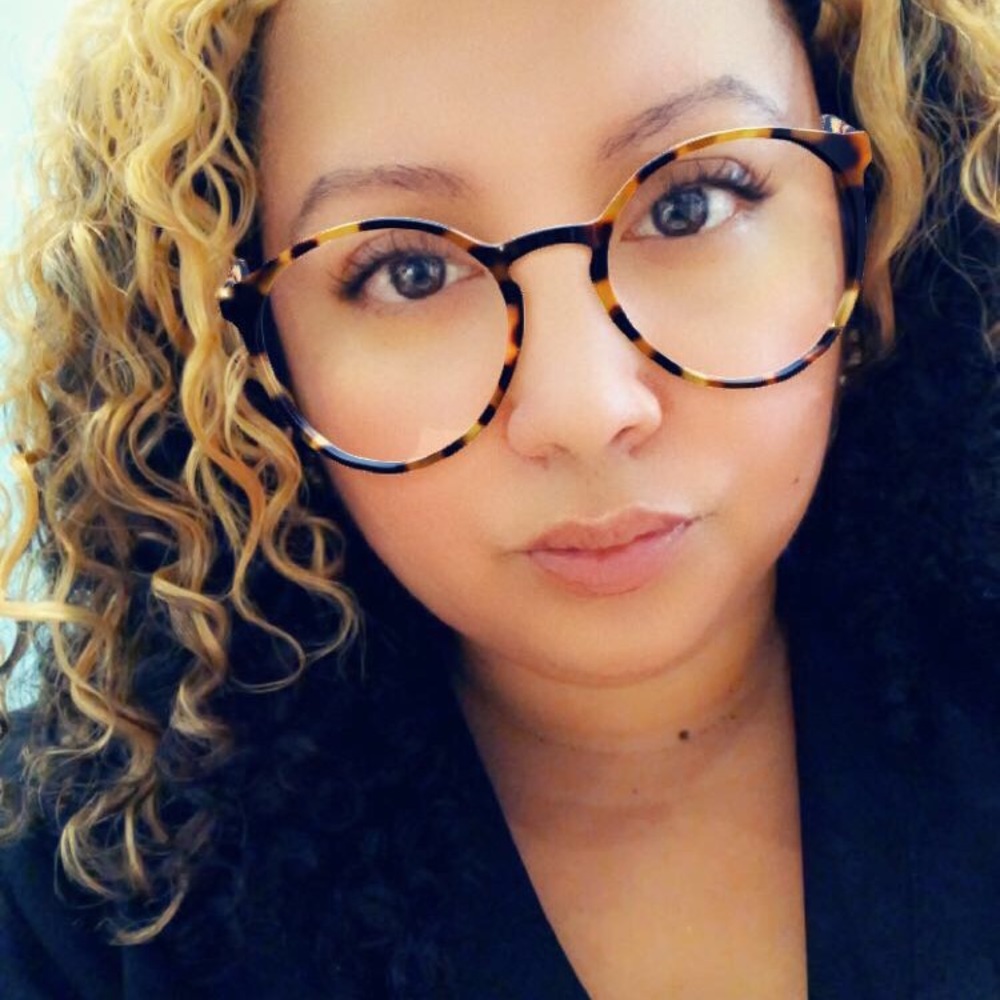 Meet your Posher, Luz